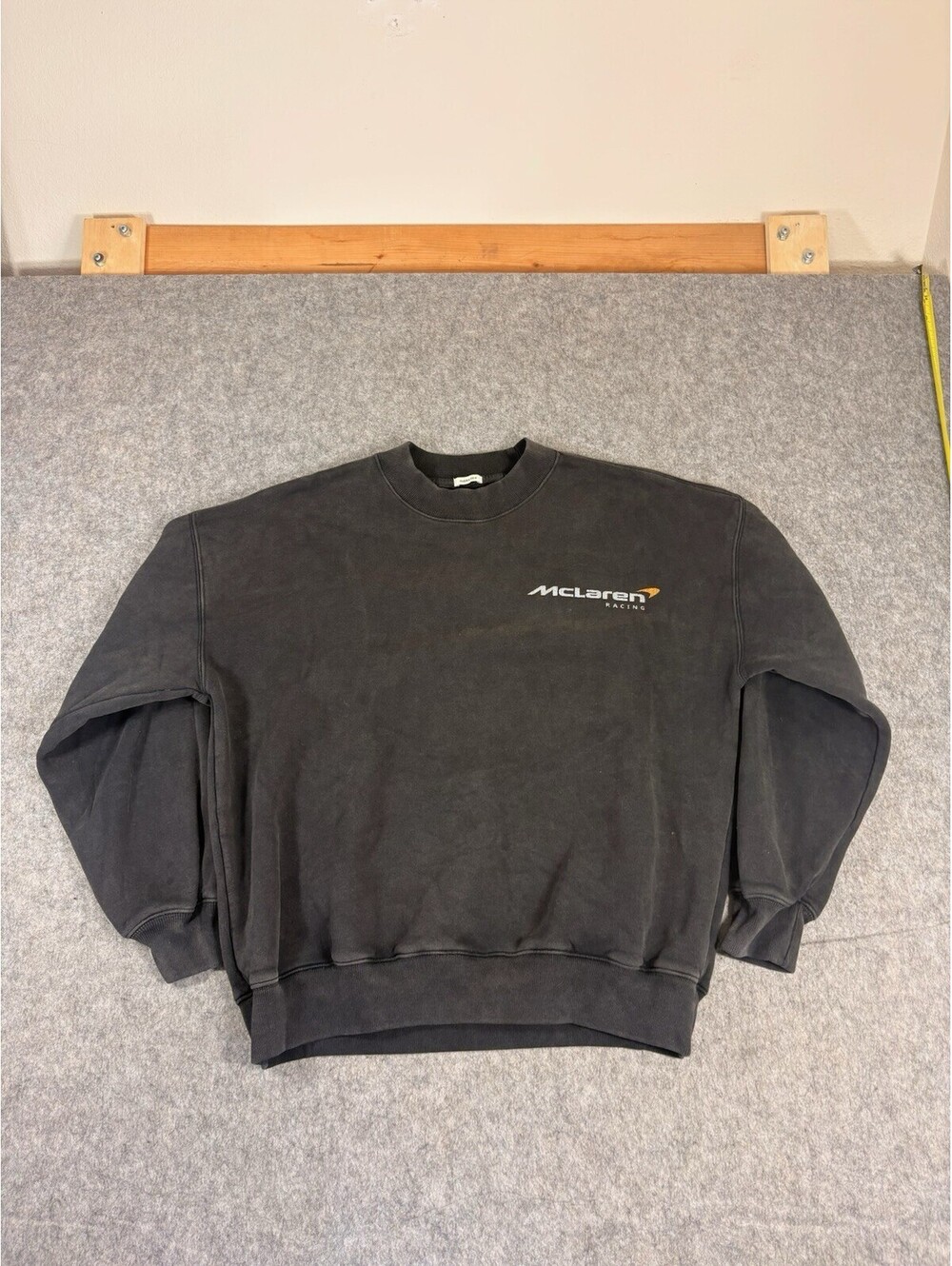 McLaren Formula 1 Team Sweatshirt Mens S Black Racing Oversized Crewneck